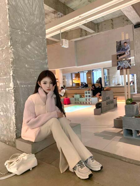 2025年11月22日入荷秋冬新作Monclerダウンジャケットファッション/誕生日プレゼント/贈り物 can工場