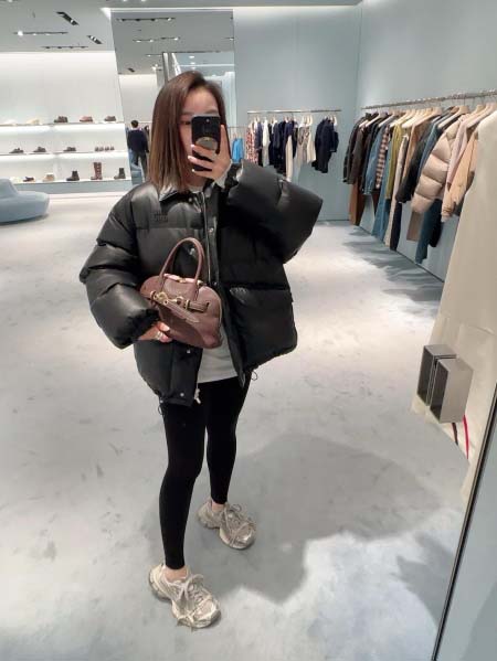 2025年11月22日入荷秋冬新作MIUMIUダウンジャケットファッション/誕生日プレゼント/贈り物 can工場