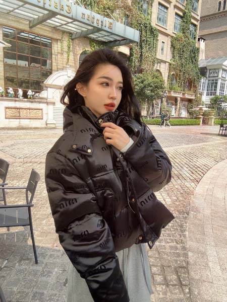 2025年11月23日入荷秋冬新作miumiuダウンジャケットファッション/誕生日プレゼント/贈り物 can工場