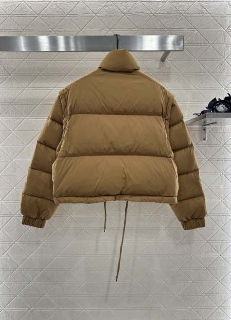 2025年11月23日入荷秋冬新作Monclerダウンジャケットファッション/誕生日プレゼント/贈り物 can工場