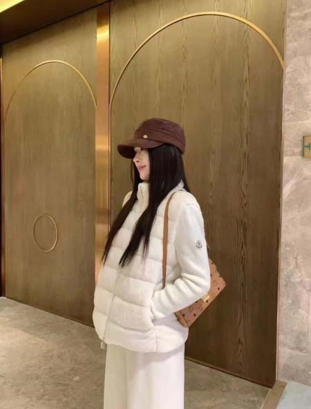 2025年11月23日入荷秋冬新作Monclerダウンジャケットファッション/誕生日プレゼント/贈り物 can工場