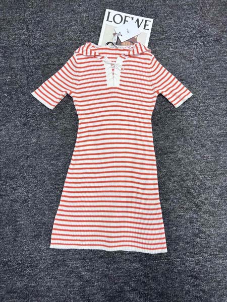 2025年11月23日入荷秋冬新作Dior ファッション/誕生日プレゼント/贈り物 can工場