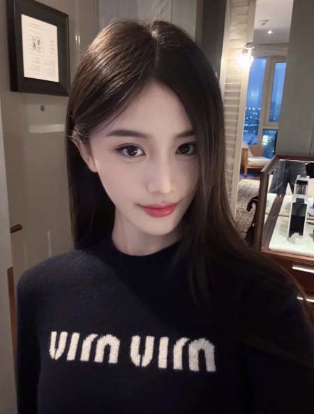 2025年11月24日入荷秋冬新作miumiuニット/セーターファッション/誕生日プレゼント/贈り物 can工場