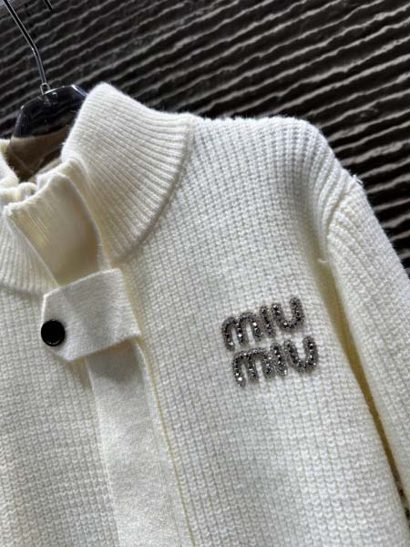 2025年11月24日入荷秋冬新作miumiuファッション/誕生日プレゼント/贈り物 can工場