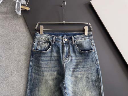 2025年11月26日入荷秋冬新作Fendiジーパン高級なプレゼント/誕生日プレゼント/高品質/メンツ/記念品/ wenzhou工場