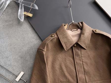 2025年11月26日入荷秋冬新作Louis Vuittonジャケット高級なプレゼント/誕生日プレゼント/高品質/メンツ/記念品/ wenzhou工場