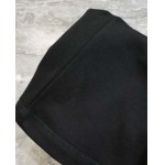 2025年11月4日秋冬新作Moncler半ズボン高品質人気商品/LDF工場