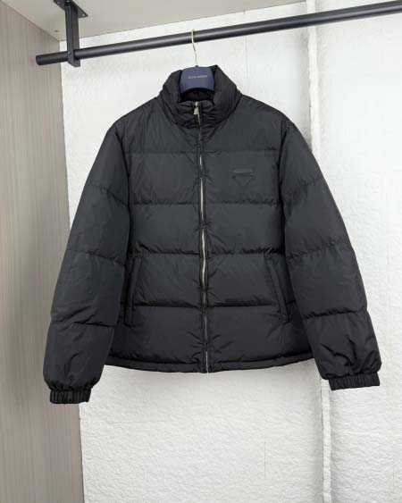 2025年11月4日秋冬新作Pradaダウンジャケット超厳選...