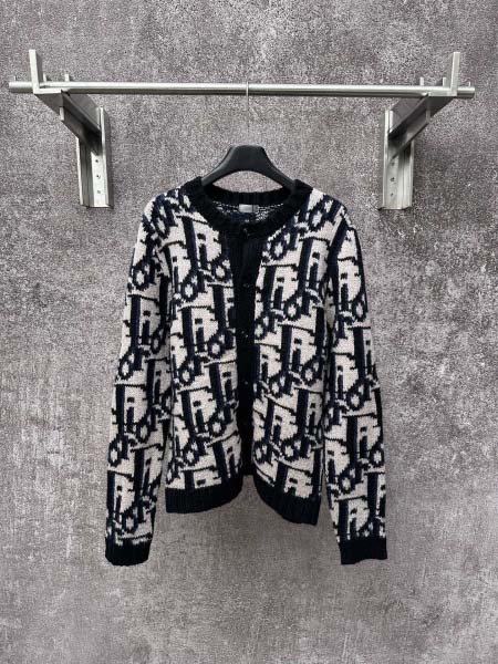 2025年11月9日秋冬新作Dior  ニットカーディガン ...