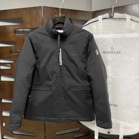 2025年11月14日秋冬新作Monclerダウンジャケット...