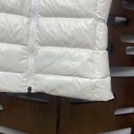 2025年11月14日秋冬新作Monclerダウンベスト高品質人気商品女性用/QIU工場