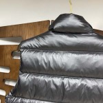 2025年11月14日秋冬新作Monclerダウンベスト高品質人気商品/QIU工場
