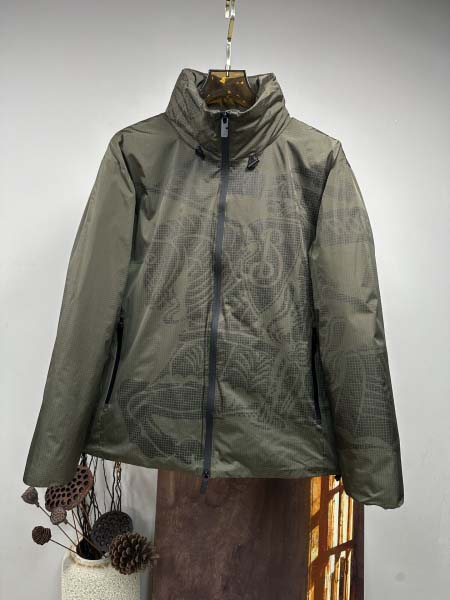 2025年11月14日秋冬新作Burberryダウンジャケッ...