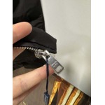 2025年11月14日秋冬新作PRADAダウンジャケット高品質人気商品/QIU工場