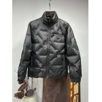 2025年11月14日秋冬新作PRADAダウンジャケット上下高品質人気商品/QIU工場