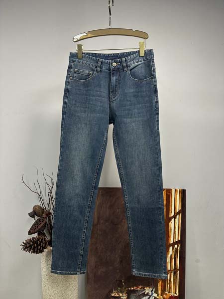 2025年11月14日秋冬新作LVジーパン高品質人気商品/Q...