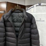 2025年11月17日秋冬新作Monclerダウンジャケット高品質人気商品/QIU工場