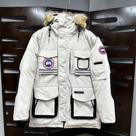 2025年11月17日秋冬新作Can-ada Gooseダウ...