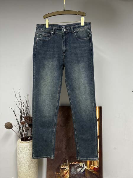 2025年11月17日秋冬新作ARMANIジーパン高品質人気...