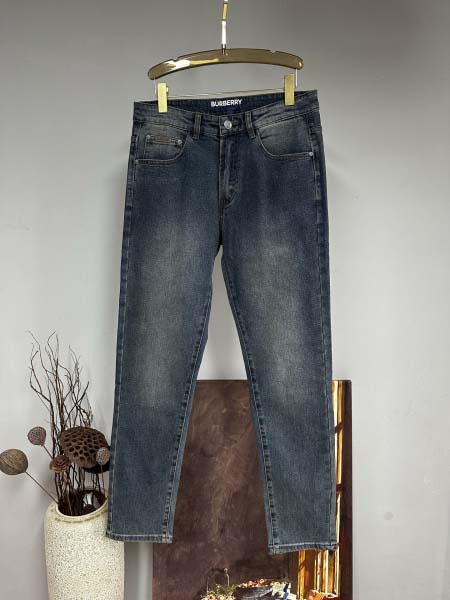2025年11月17日秋冬新作Burberryジーパン高品質...