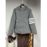 2025年11月17日秋冬新作Thom Browneダウンジャケット高品質人気商品/QIU工場