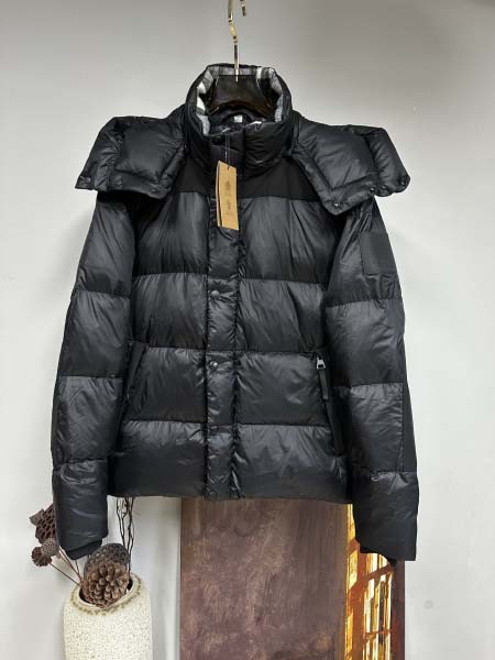 2025年11月17日秋冬新作Burberryダウンジャケッ...