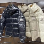 2025年11月17日秋冬新作Monclerダウンジャケット高品質人気商品/QIU工場