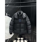 2025年11月17日秋冬新作Monclerダウンジャケット高品質人気商品/QIU工場