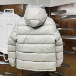 2025年11月17日秋冬新作Monclerダウンジャケット高品質人気商品/QIU工場