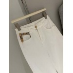 2025年11月18日入荷秋冬新作Burberry ジーパンファッション/誕生日プレゼント/贈り物 can工場