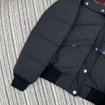 2025年11月18日入荷秋冬新作Pradaダウンジャケット ファッション/誕生日プレゼント/贈り物 can工場