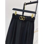 2025年11月18日入荷秋冬新作VALENTINO ズボン ファッション/誕生日プレゼント/贈り物 can工場