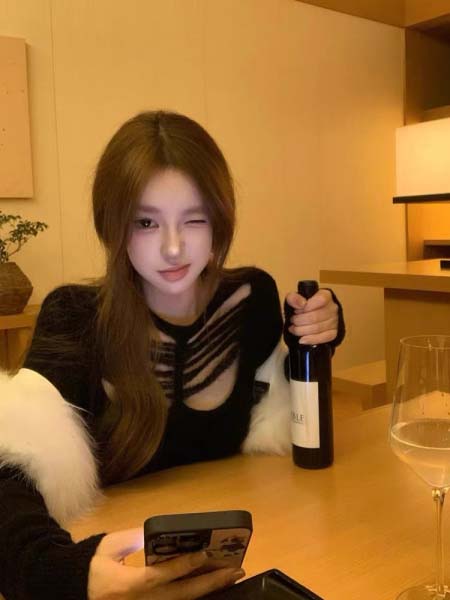 2025年11月18日入荷秋冬新作miumiu ニット ファ...