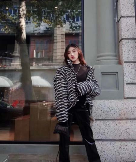 2025年11月18日入荷秋冬新作Balenciaga ジャ...