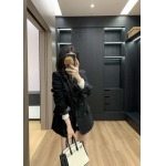 2025年11月18日入荷秋冬新作PRADAジャケット ファッション/誕生日プレゼント/贈り物 can工場