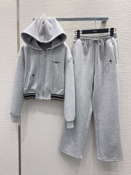 2025年11月21日入荷秋冬新作Diorセットファッション...