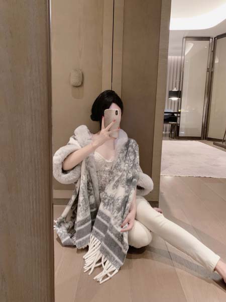 2025年11月21日入荷秋冬新作Diorストールファッショ...