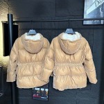 2025年11月22日入荷秋冬新作pradaダウンジャケットファッション/誕生日プレゼント/贈り物 can工場