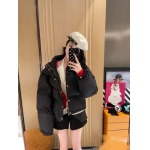 2025年11月22日入荷秋冬新作Celineダウンジャケットファッション/誕生日プレゼント/贈り物 can工場