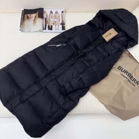 2025年11月22日入荷秋冬新作Burberryダウンジャ...
