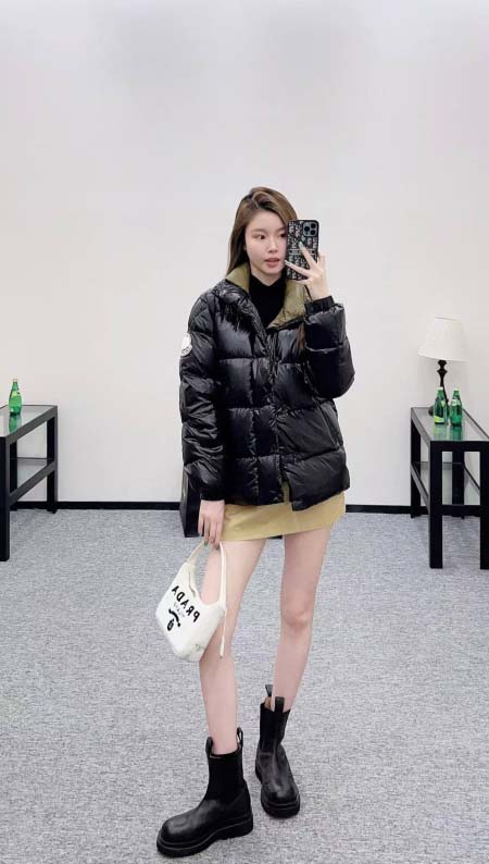 2025年11月23日入荷秋冬新作Monclerダウンジャケ...