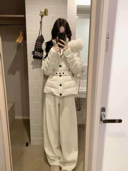 2025年11月23日入荷秋冬新作Monclerダウンジャケ...