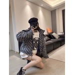 2025年11月23日入荷秋冬新作Dior ダウンジャケットファッション/誕生日プレゼント/贈り物 can工場