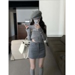 2025年11月24日入荷秋冬新作miumiuニット/セーターファッション/誕生日プレゼント/贈り物 can工場