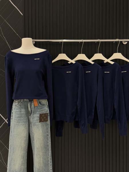 2025年11月24日入荷秋冬新作miumiuニット/セータ...