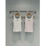 2025年11月24日入荷秋冬新作miumiu セット 3点 ファッション/誕生日プレゼント/贈り物 can工場