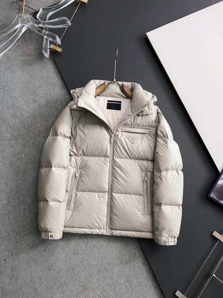 2025年11月25日入荷秋冬新作Pradaダウンジャケット...