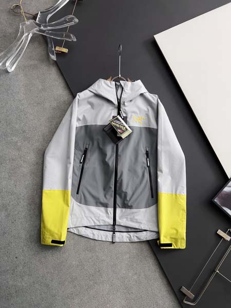 2025年11月25日入荷秋冬新作ARCTERYX長袖高級な...