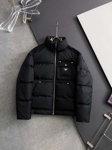 2025年11月25日入荷秋冬新作Pradaダウンジャケット...