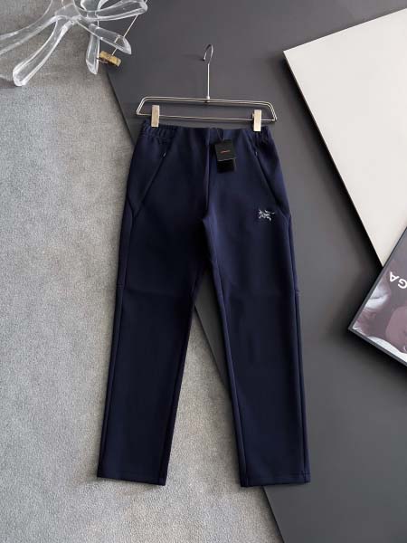 2025年11月26日入荷秋冬新作ARCTERYXスラックス...